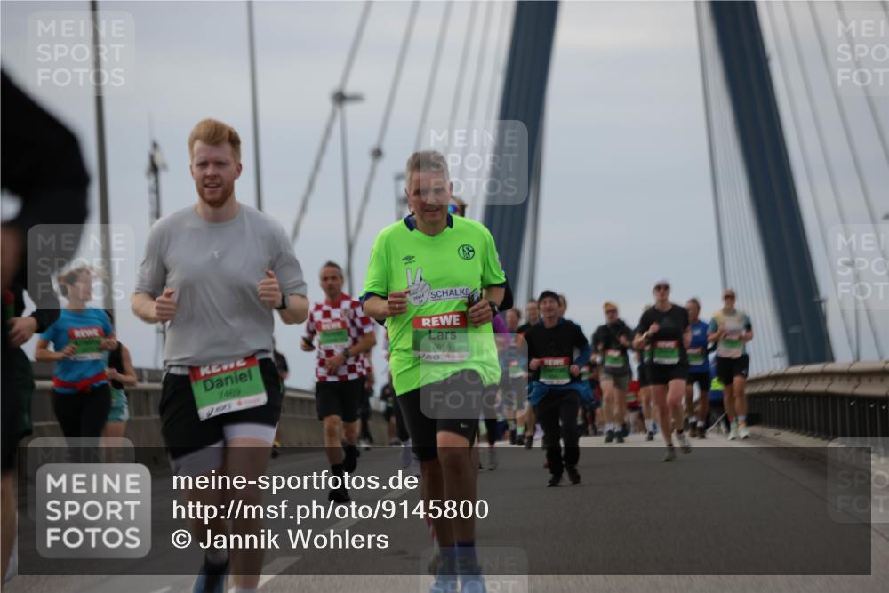 03.10.2025 - Köhlbrandbrückenlauf Jannik Wohlers http://msf.ph/oto/9145800 03.10.2025 15:47:37 Position 1 7469, 7615 meine-sportfotos.de