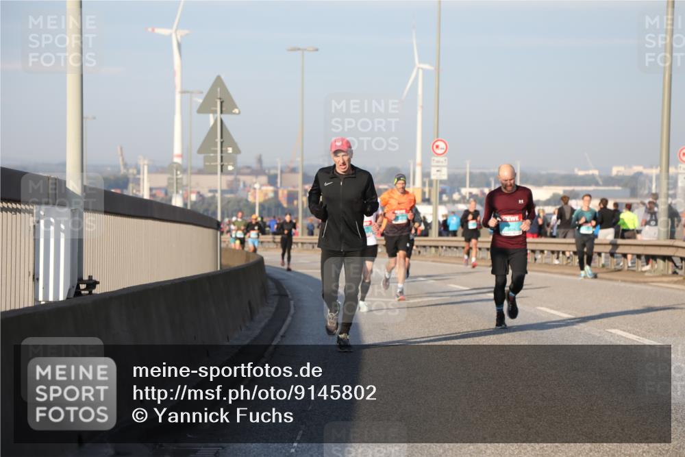 03.10.2025 - Köhlbrandbrückenlauf Yannick Fuchs http://msf.ph/oto/9145802 03.10.2025 08:35:14 Position 2  meine-sportfotos.de