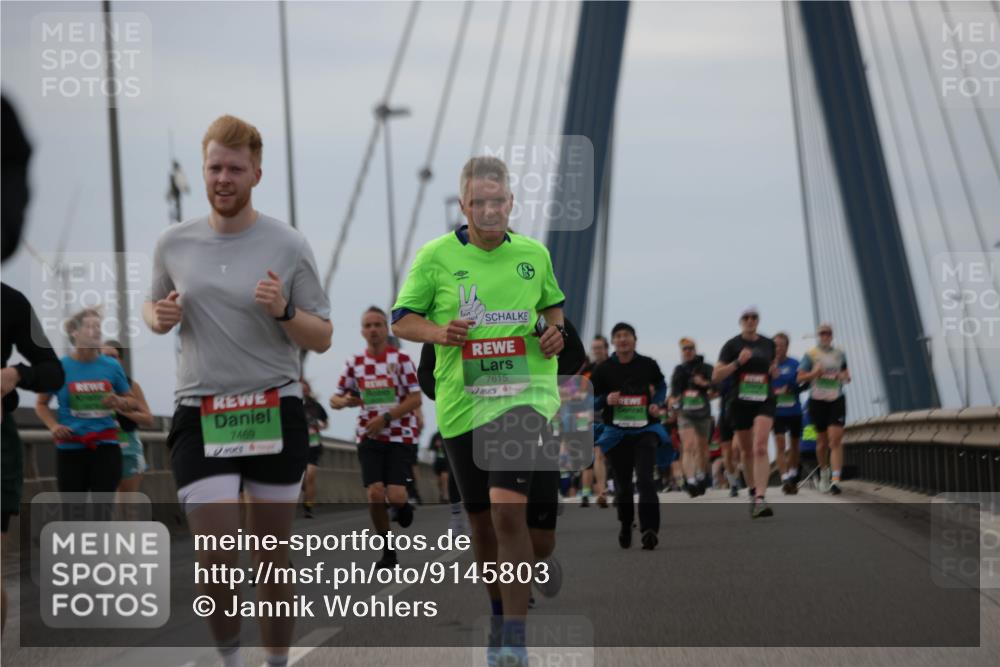 03.10.2025 - Köhlbrandbrückenlauf Jannik Wohlers http://msf.ph/oto/9145803 03.10.2025 15:47:37 Position 1 7469, 7615 meine-sportfotos.de