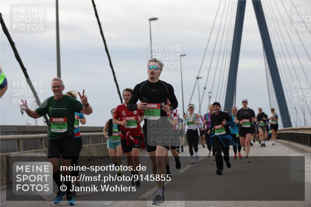 03.10.2025 - Köhlbrandbrückenlauf Jannik Wohlers http://msf.ph/oto/9145855 03.10.2025 15:47:41 Position 1 7656, 9710 meine-sportfotos.de