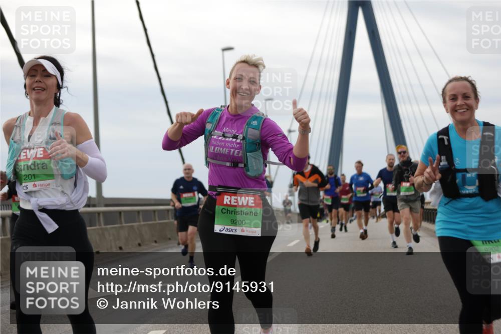 03.10.2025 - Köhlbrandbrückenlauf Jannik Wohlers http://msf.ph/oto/9145931 03.10.2025 15:47:47 Position 1 11111, 201, 9200, 9202 meine-sportfotos.de