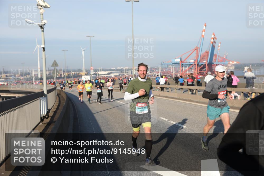 03.10.2025 - Köhlbrandbrückenlauf Yannick Fuchs http://msf.ph/oto/9145948 03.10.2025 08:35:33 Position 2 1180 meine-sportfotos.de