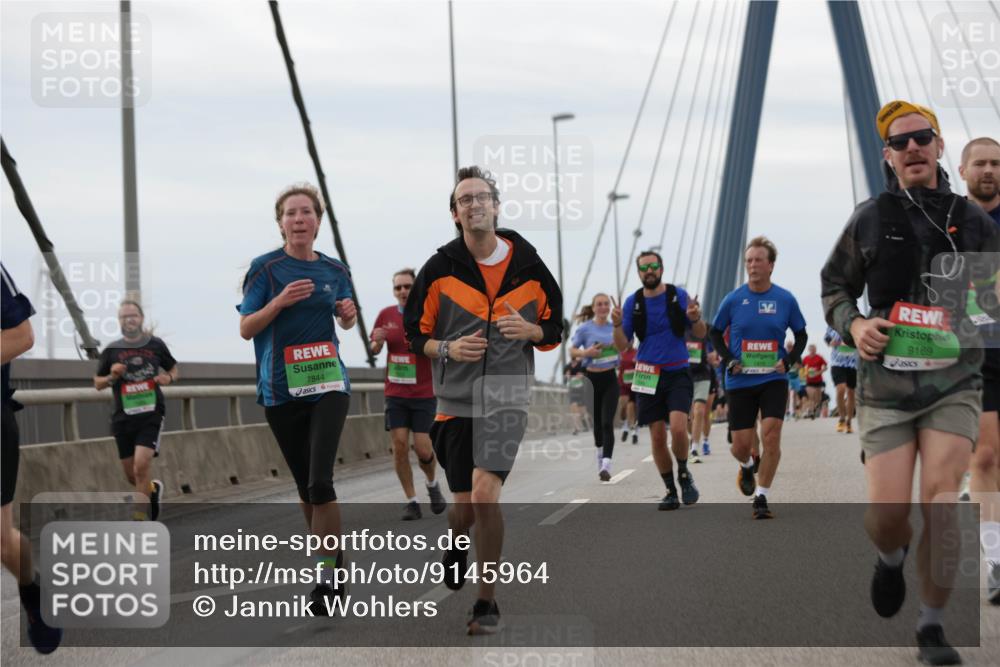 03.10.2025 - Köhlbrandbrückenlauf Jannik Wohlers http://msf.ph/oto/9145964 03.10.2025 15:47:49 Position 1 7844, 14, 9169 meine-sportfotos.de