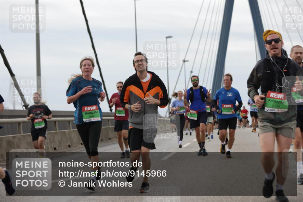 03.10.2025 - Köhlbrandbrückenlauf Jannik Wohlers http://msf.ph/oto/9145966 03.10.2025 15:47:49 Position 1 7844, 9169, 8823 meine-sportfotos.de