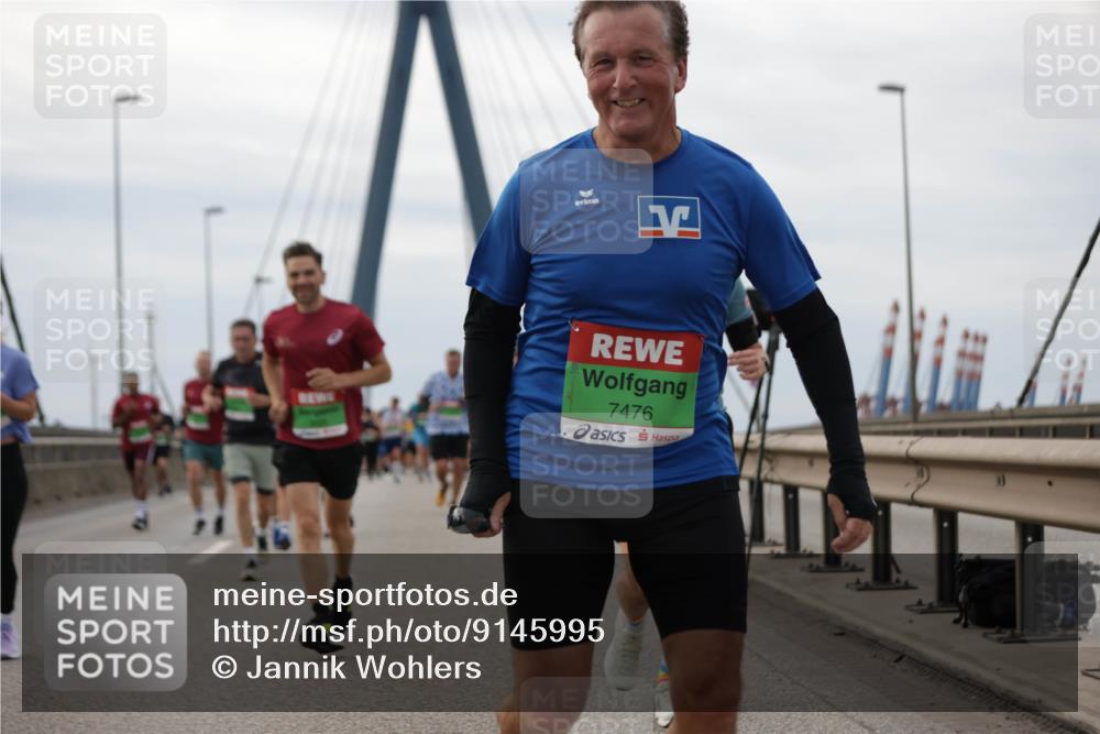 03.10.2025 - Köhlbrandbrückenlauf Jannik Wohlers http://msf.ph/oto/9145995 03.10.2025 15:47:54 Position 1 7476 meine-sportfotos.de