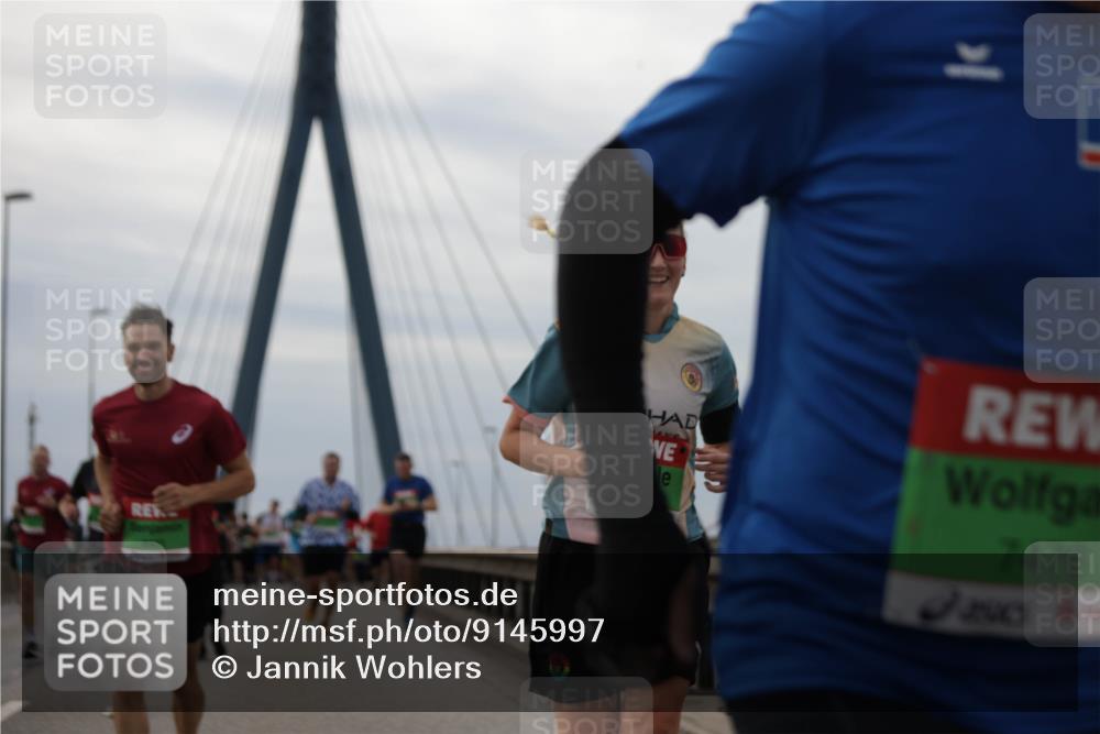 03.10.2025 - Köhlbrandbrückenlauf Jannik Wohlers http://msf.ph/oto/9145997 03.10.2025 15:47:55 Position 1 7476 meine-sportfotos.de