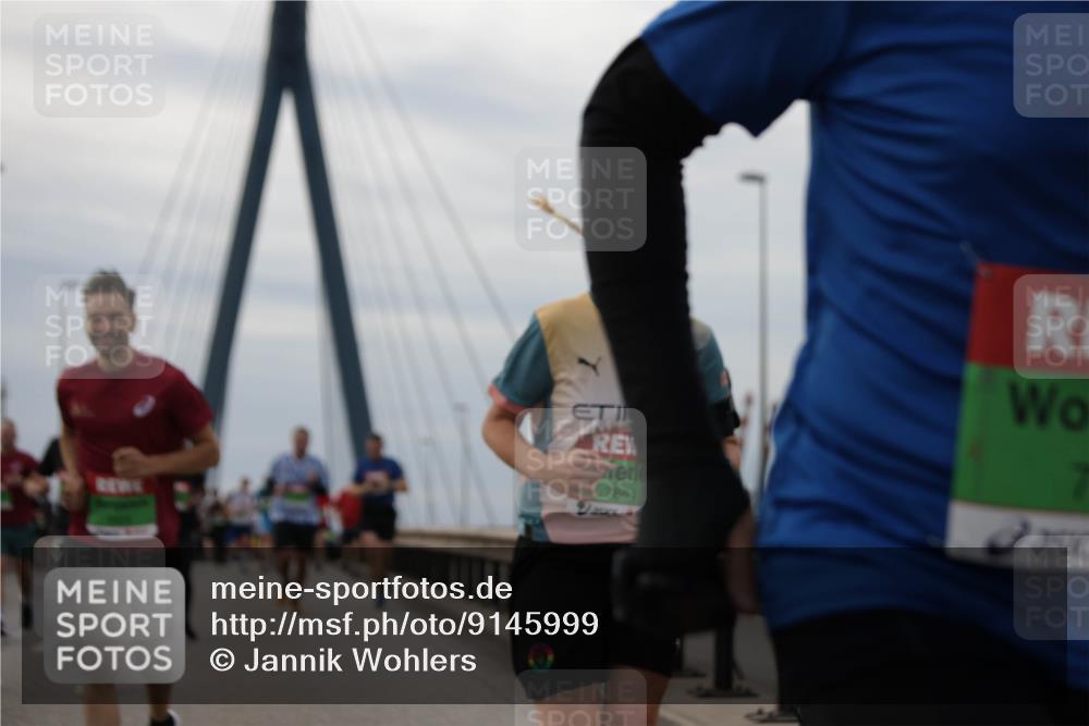 03.10.2025 - Köhlbrandbrückenlauf Jannik Wohlers http://msf.ph/oto/9145999 03.10.2025 15:47:55 Position 1 7654 meine-sportfotos.de