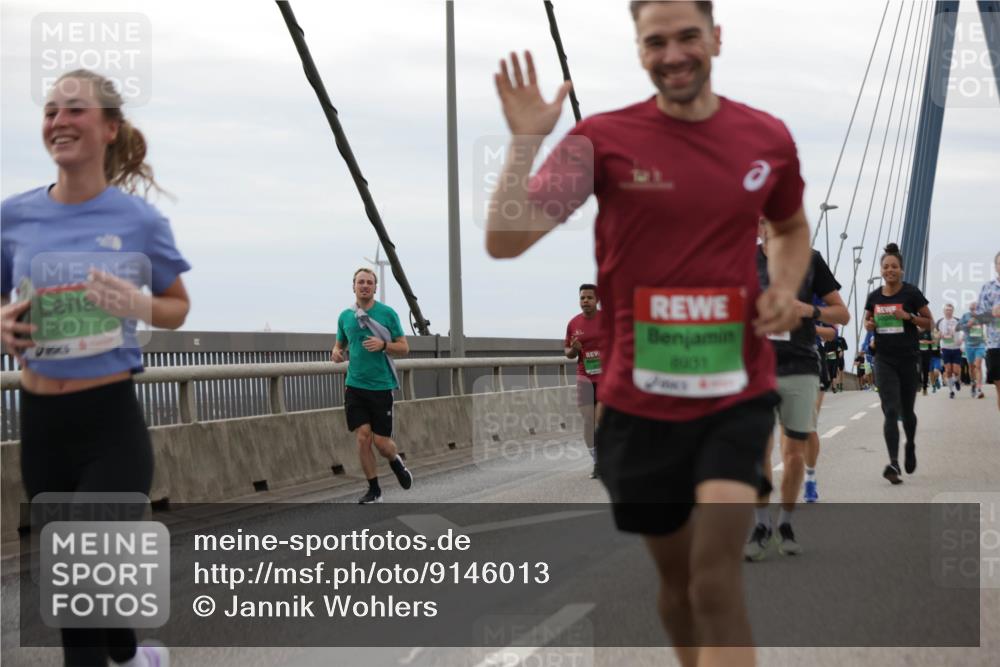 03.10.2025 - Köhlbrandbrückenlauf Jannik Wohlers http://msf.ph/oto/9146013 03.10.2025 15:47:56 Position 1 8217, 8001 meine-sportfotos.de