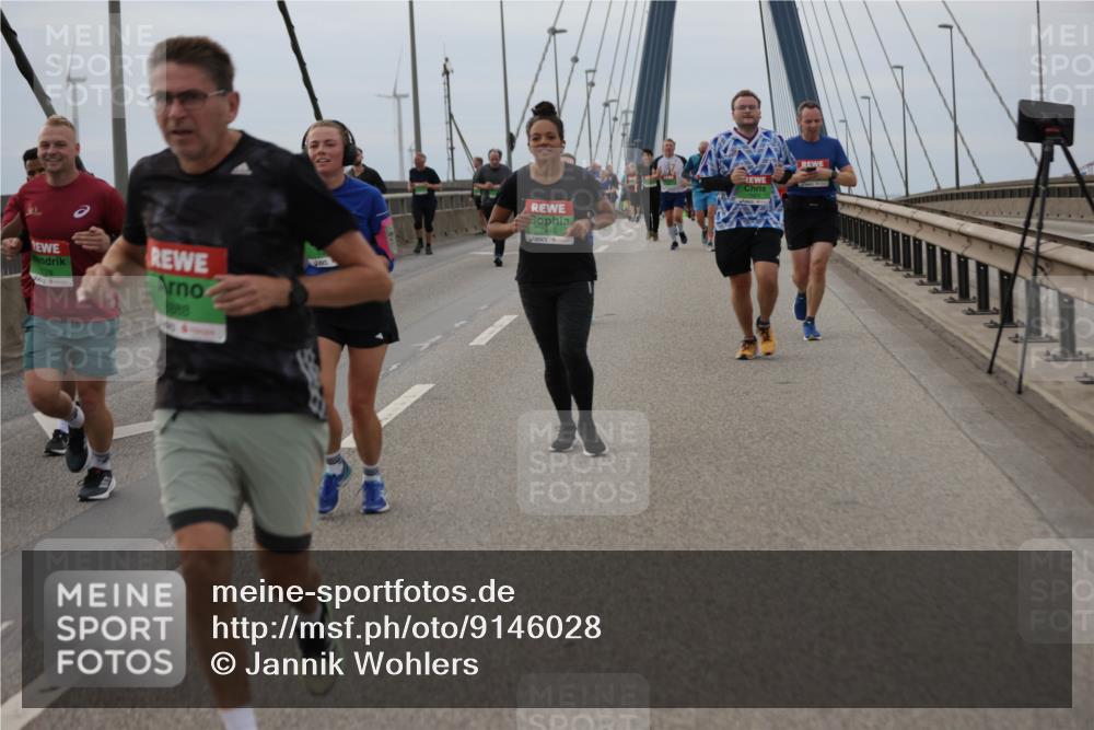 03.10.2025 - Köhlbrandbrückenlauf Jannik Wohlers http://msf.ph/oto/9146028 03.10.2025 15:47:57 Position 1 278, 8888, 7443 meine-sportfotos.de