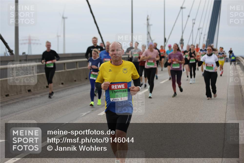 03.10.2025 - Köhlbrandbrückenlauf Jannik Wohlers http://msf.ph/oto/9146044 03.10.2025 15:48:10 Position 1 8873, 850 meine-sportfotos.de