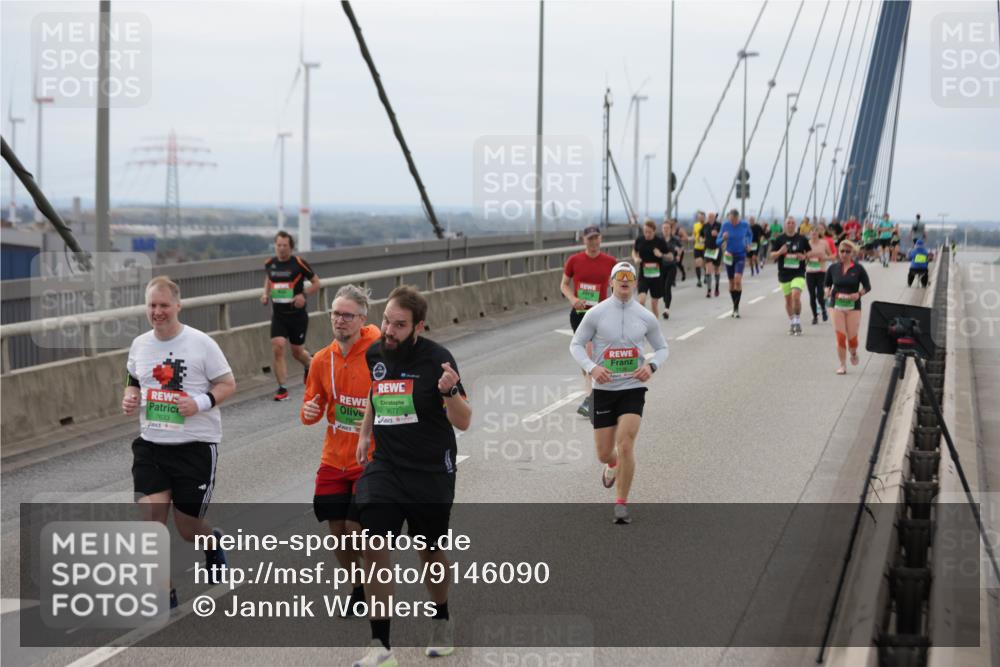 03.10.2025 - Köhlbrandbrückenlauf Jannik Wohlers http://msf.ph/oto/9146090 03.10.2025 15:48:20 Position 1 7633, 9677 meine-sportfotos.de