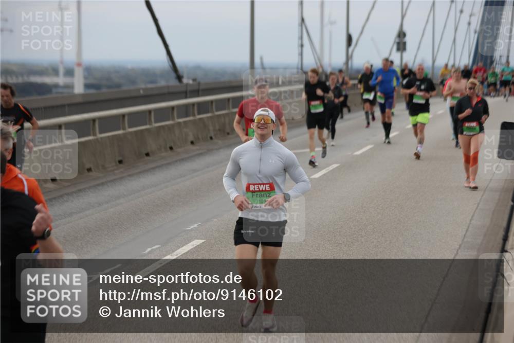 03.10.2025 - Köhlbrandbrückenlauf Jannik Wohlers http://msf.ph/oto/9146102 03.10.2025 15:48:21 Position 1 7126 meine-sportfotos.de