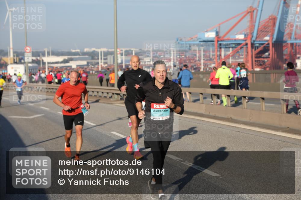 03.10.2025 - Köhlbrandbrückenlauf Yannick Fuchs http://msf.ph/oto/9146104 03.10.2025 08:35:53 Position 2 1261 meine-sportfotos.de