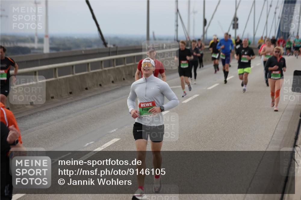 03.10.2025 - Köhlbrandbrückenlauf Jannik Wohlers http://msf.ph/oto/9146105 03.10.2025 15:48:21 Position 1 7126 meine-sportfotos.de