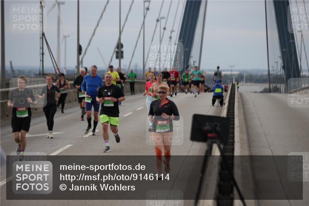 03.10.2025 - Köhlbrandbrückenlauf Jannik Wohlers http://msf.ph/oto/9146114 03.10.2025 15:48:22 Position 1  meine-sportfotos.de