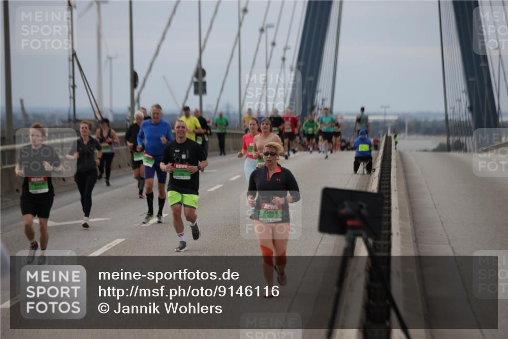 03.10.2025 - Köhlbrandbrückenlauf Jannik Wohlers http://msf.ph/oto/9146116 03.10.2025 15:48:22 Position 1  meine-sportfotos.de