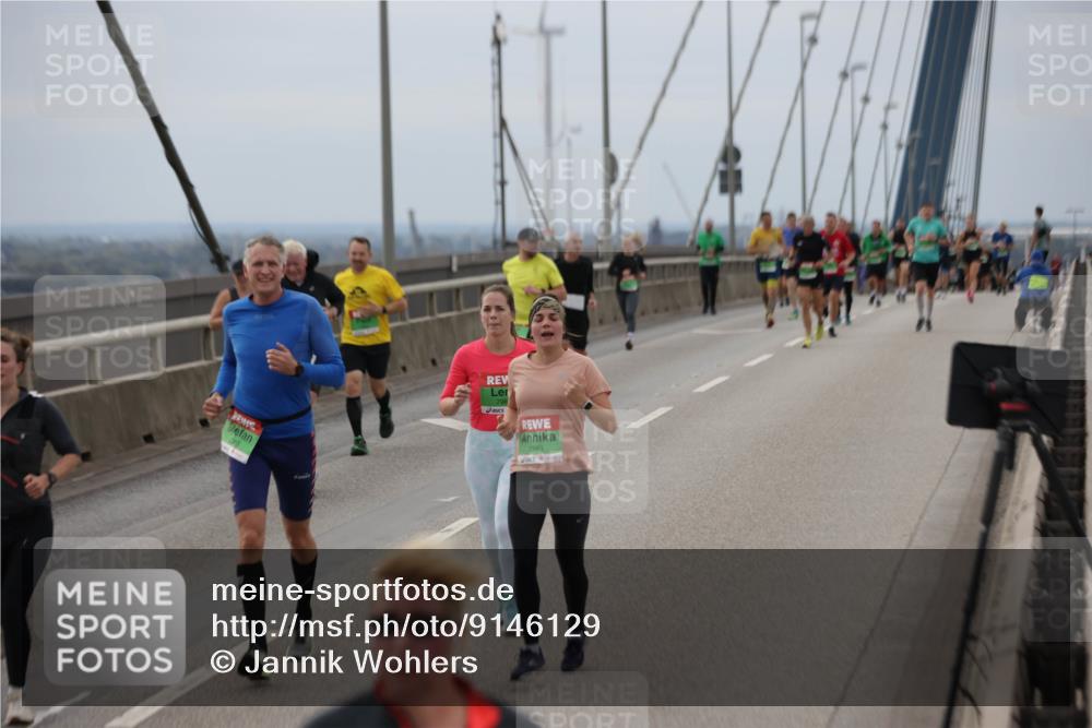 03.10.2025 - Köhlbrandbrückenlauf Jannik Wohlers http://msf.ph/oto/9146129 03.10.2025 15:48:28 Position 1 7393 meine-sportfotos.de