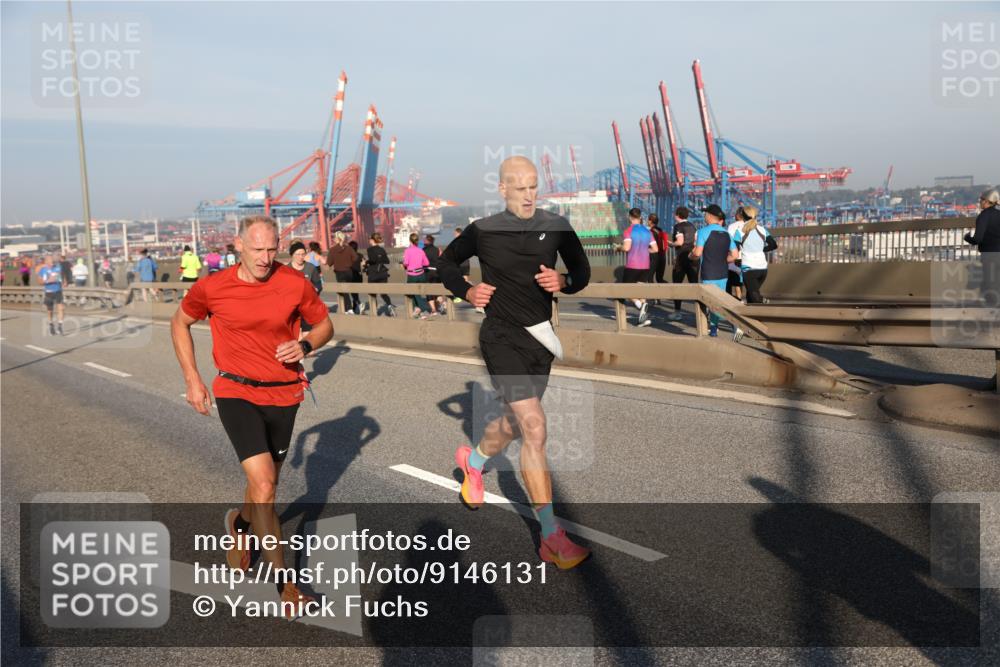 03.10.2025 - Köhlbrandbrückenlauf Yannick Fuchs http://msf.ph/oto/9146131 03.10.2025 08:35:56 Position 2  meine-sportfotos.de