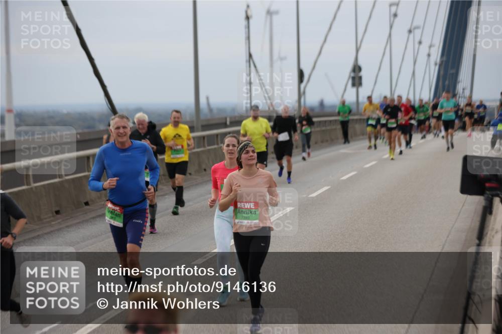 03.10.2025 - Köhlbrandbrückenlauf Jannik Wohlers http://msf.ph/oto/9146136 03.10.2025 15:48:29 Position 1 1343, 7393 meine-sportfotos.de