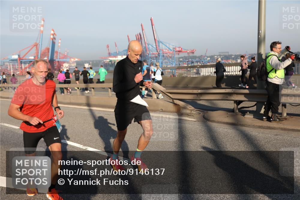 03.10.2025 - Köhlbrandbrückenlauf Yannick Fuchs http://msf.ph/oto/9146137 03.10.2025 08:35:56 Position 2  meine-sportfotos.de