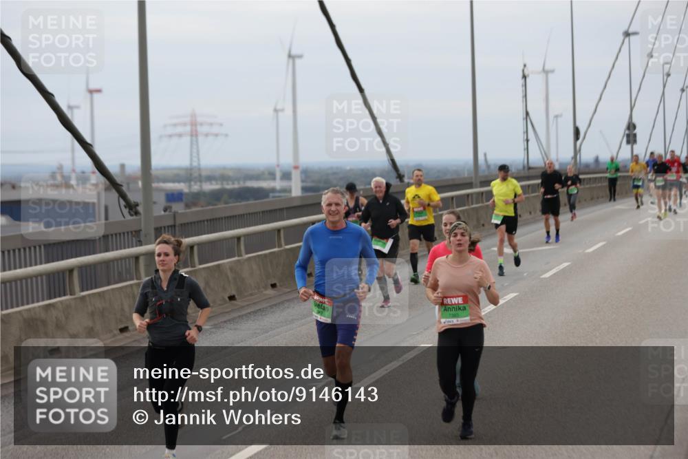 03.10.2025 - Köhlbrandbrückenlauf Jannik Wohlers http://msf.ph/oto/9146143 03.10.2025 15:48:30 Position 1 7393 meine-sportfotos.de