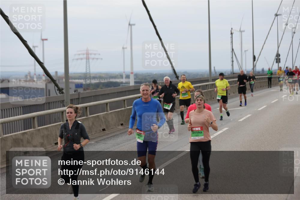 03.10.2025 - Köhlbrandbrückenlauf Jannik Wohlers http://msf.ph/oto/9146144 03.10.2025 15:48:30 Position 1  meine-sportfotos.de
