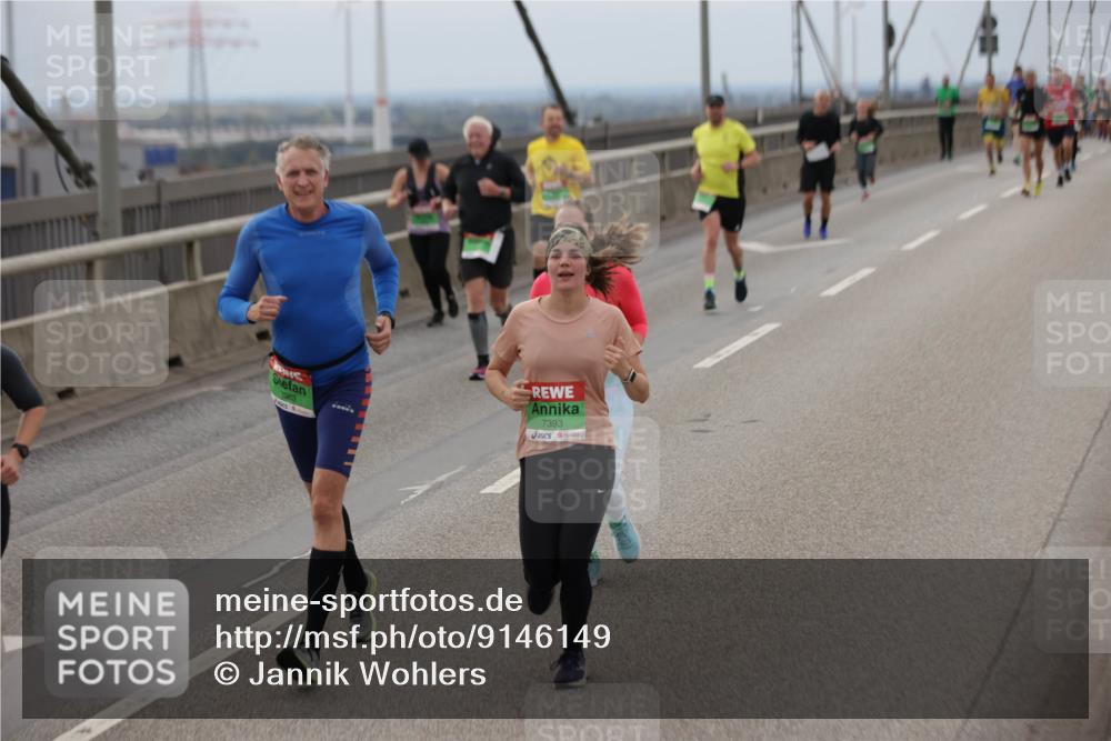 03.10.2025 - Köhlbrandbrückenlauf Jannik Wohlers http://msf.ph/oto/9146149 03.10.2025 15:48:30 Position 1 363, 7393 meine-sportfotos.de