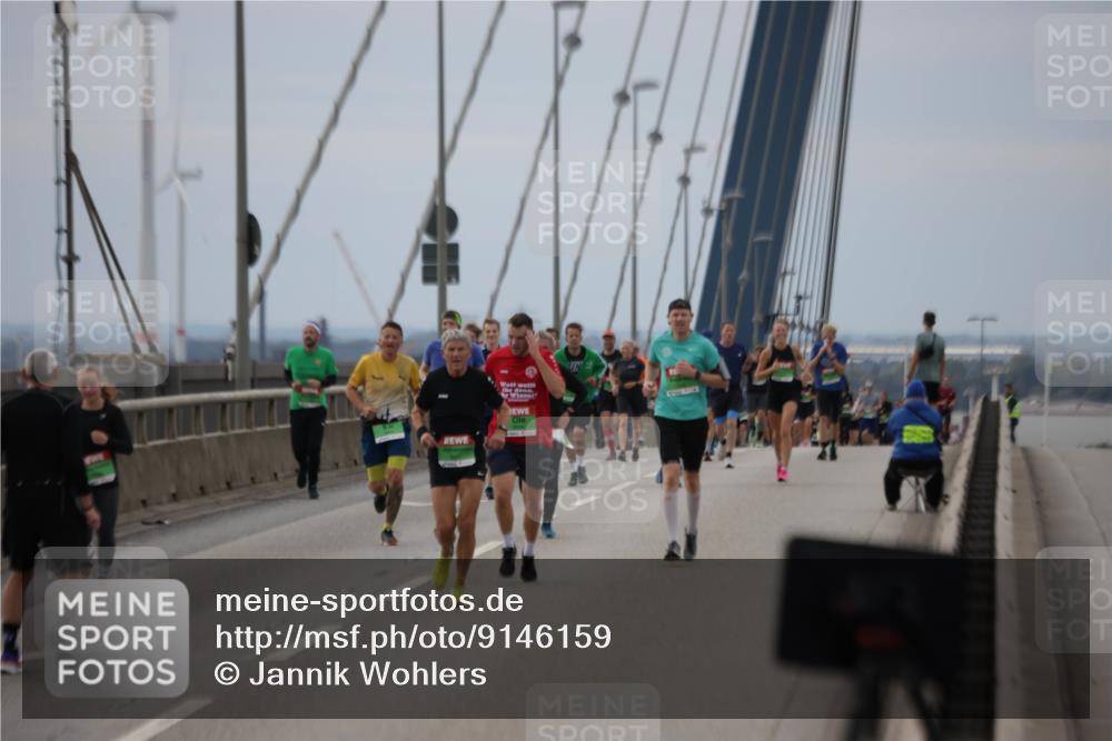 03.10.2025 - Köhlbrandbrückenlauf Jannik Wohlers http://msf.ph/oto/9146159 03.10.2025 15:48:32 Position 1  meine-sportfotos.de
