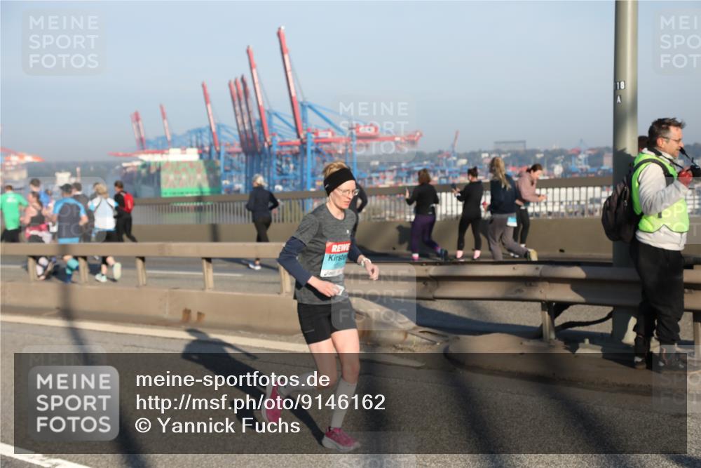 03.10.2025 - Köhlbrandbrückenlauf Yannick Fuchs http://msf.ph/oto/9146162 03.10.2025 08:35:58 Position 2  meine-sportfotos.de