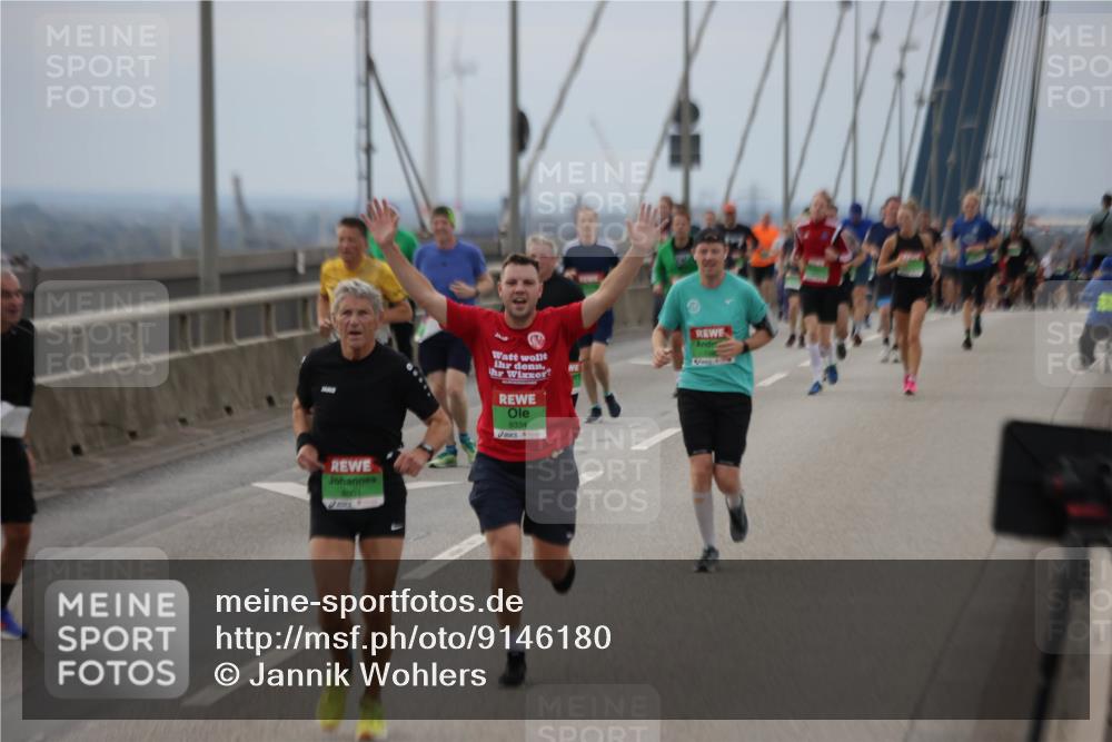 03.10.2025 - Köhlbrandbrückenlauf Jannik Wohlers http://msf.ph/oto/9146180 03.10.2025 15:48:38 Position 1 8901, 9334 meine-sportfotos.de