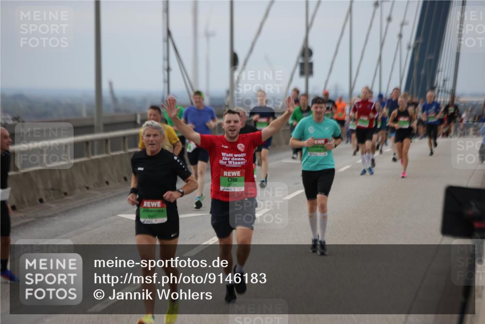03.10.2025 - Köhlbrandbrückenlauf Jannik Wohlers http://msf.ph/oto/9146183 03.10.2025 15:48:38 Position 1 8901, 9334 meine-sportfotos.de