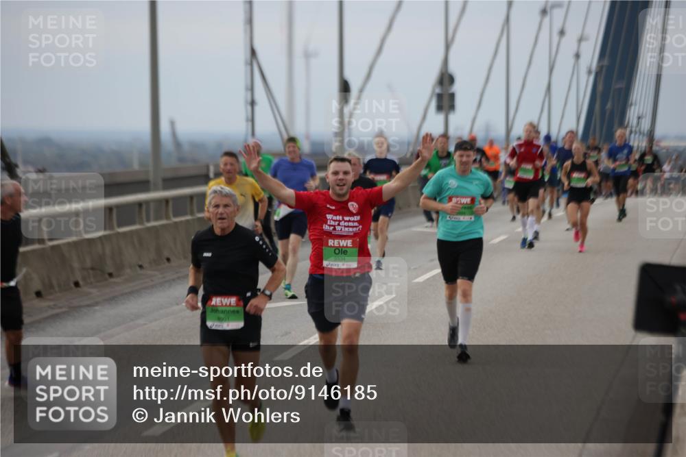 03.10.2025 - Köhlbrandbrückenlauf Jannik Wohlers http://msf.ph/oto/9146185 03.10.2025 15:48:38 Position 1 8901, 9334 meine-sportfotos.de