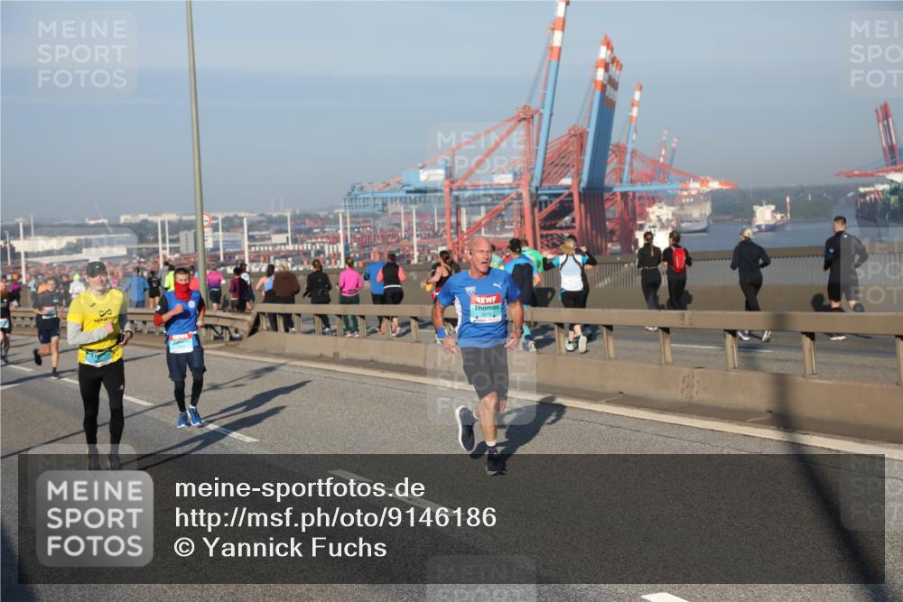03.10.2025 - Köhlbrandbrückenlauf Yannick Fuchs http://msf.ph/oto/9146186 03.10.2025 08:36:01 Position 2 3079 meine-sportfotos.de