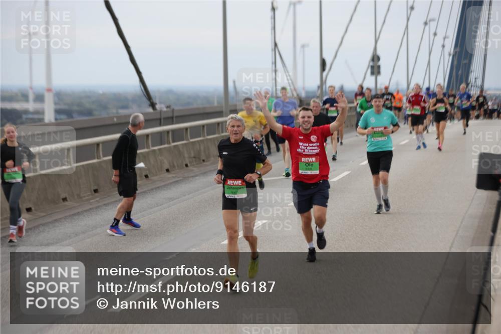 03.10.2025 - Köhlbrandbrückenlauf Jannik Wohlers http://msf.ph/oto/9146187 03.10.2025 15:48:38 Position 1 8901 meine-sportfotos.de