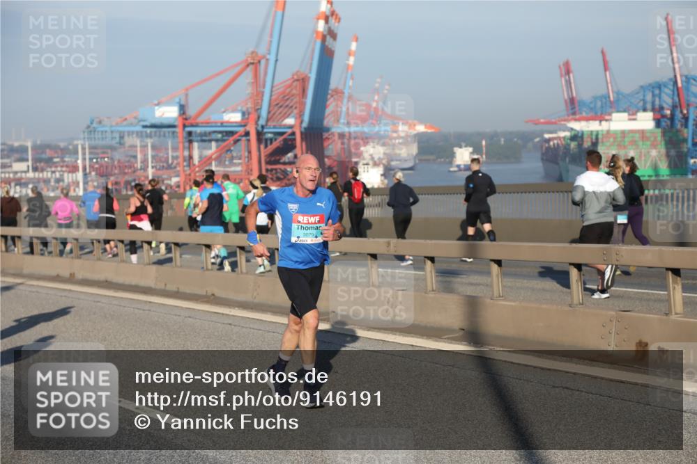03.10.2025 - Köhlbrandbrückenlauf Yannick Fuchs http://msf.ph/oto/9146191 03.10.2025 08:36:01 Position 2 3079, 11 meine-sportfotos.de
