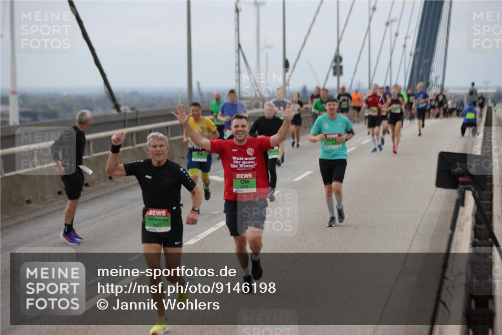 03.10.2025 - Köhlbrandbrückenlauf Jannik Wohlers http://msf.ph/oto/9146198 03.10.2025 15:48:39 Position 1 8901, 9334 meine-sportfotos.de
