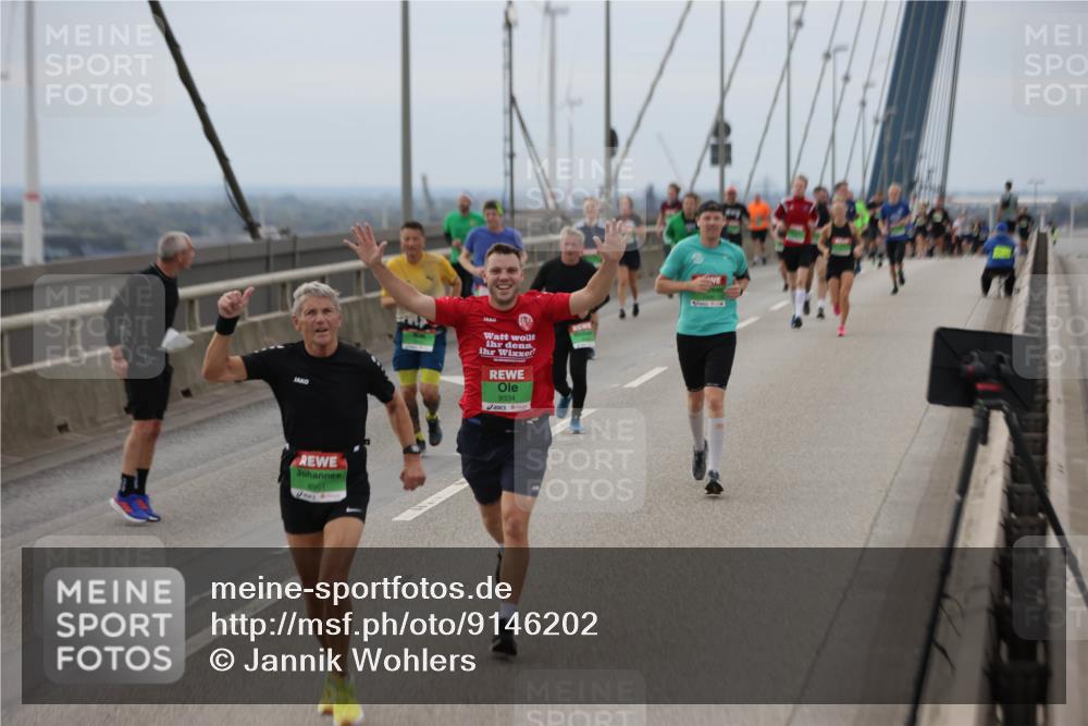 03.10.2025 - Köhlbrandbrückenlauf Jannik Wohlers http://msf.ph/oto/9146202 03.10.2025 15:48:39 Position 1 8901, 9334 meine-sportfotos.de