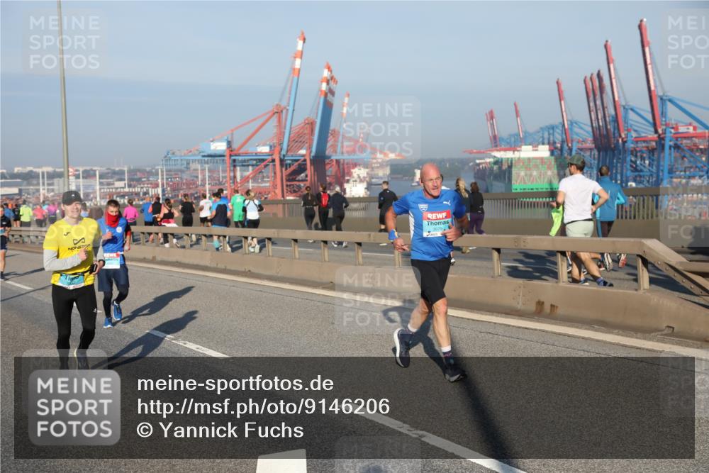 03.10.2025 - Köhlbrandbrückenlauf Yannick Fuchs http://msf.ph/oto/9146206 03.10.2025 08:36:02 Position 2 3079 meine-sportfotos.de