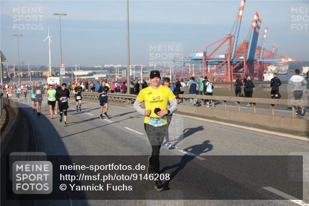 03.10.2025 - Köhlbrandbrückenlauf Yannick Fuchs http://msf.ph/oto/9146208 03.10.2025 08:36:02 Position 2 5, 3332 meine-sportfotos.de