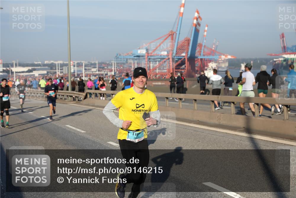 03.10.2025 - Köhlbrandbrückenlauf Yannick Fuchs http://msf.ph/oto/9146215 03.10.2025 08:36:03 Position 2  meine-sportfotos.de