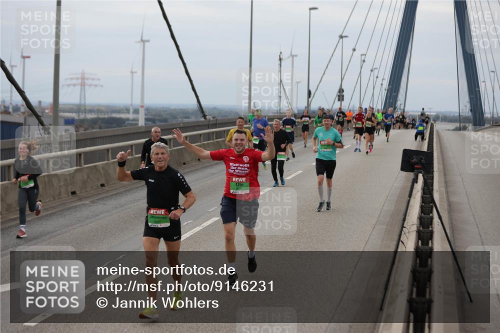 03.10.2025 - Köhlbrandbrückenlauf Jannik Wohlers http://msf.ph/oto/9146231 03.10.2025 15:48:40 Position 1 8901 meine-sportfotos.de