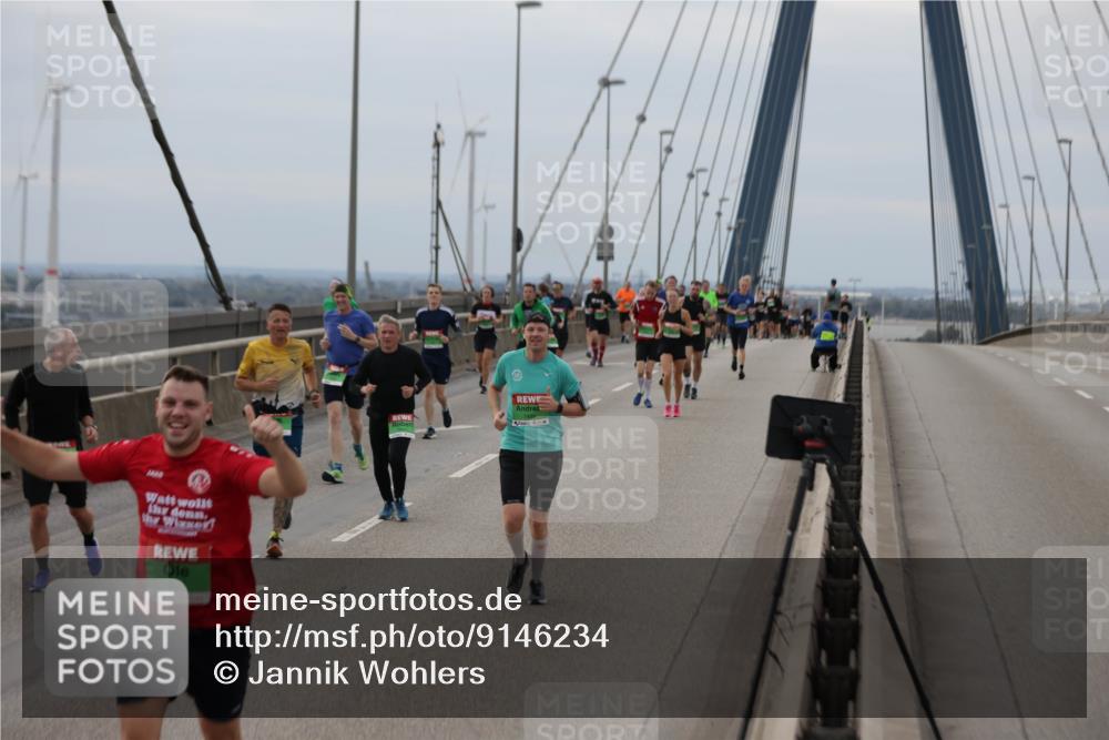 03.10.2025 - Köhlbrandbrückenlauf Jannik Wohlers http://msf.ph/oto/9146234 03.10.2025 15:48:41 Position 1 9334 meine-sportfotos.de