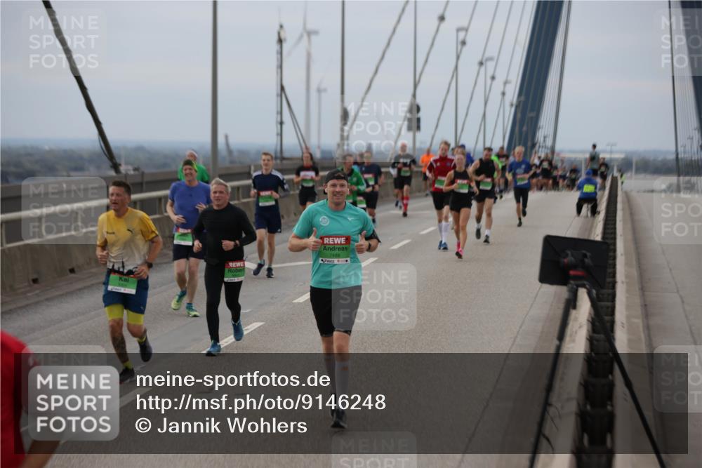 03.10.2025 - Köhlbrandbrückenlauf Jannik Wohlers http://msf.ph/oto/9146248 03.10.2025 15:48:42 Position 1 7488 meine-sportfotos.de