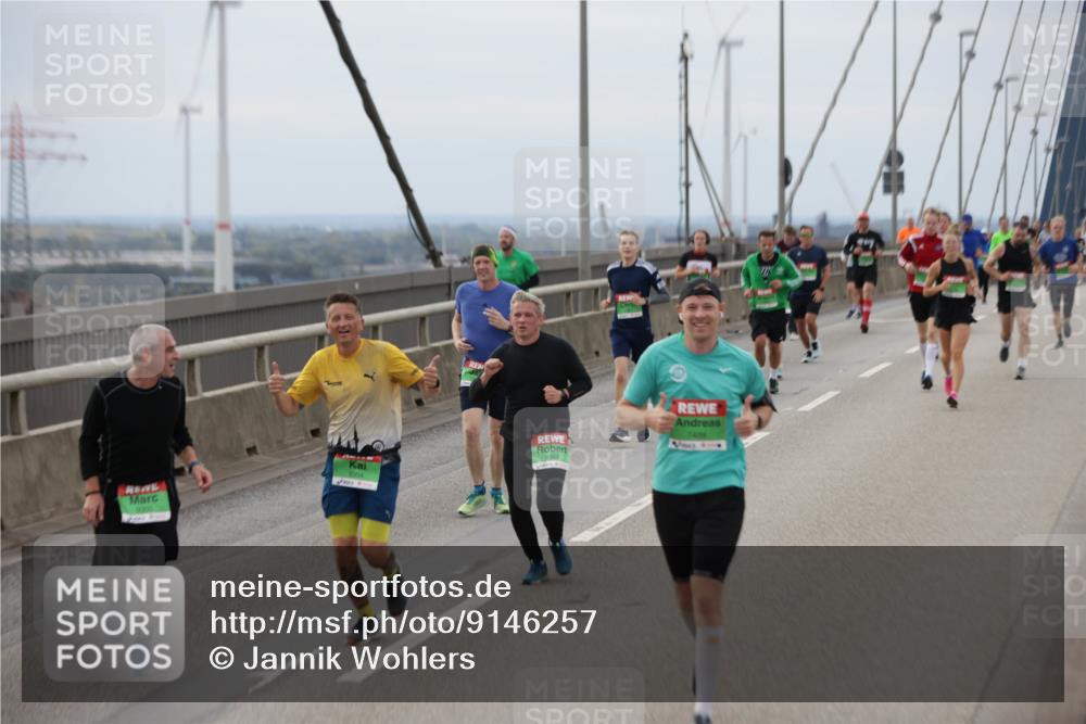 03.10.2025 - Köhlbrandbrückenlauf Jannik Wohlers http://msf.ph/oto/9146257 03.10.2025 15:48:42 Position 1 9304, 7488 meine-sportfotos.de