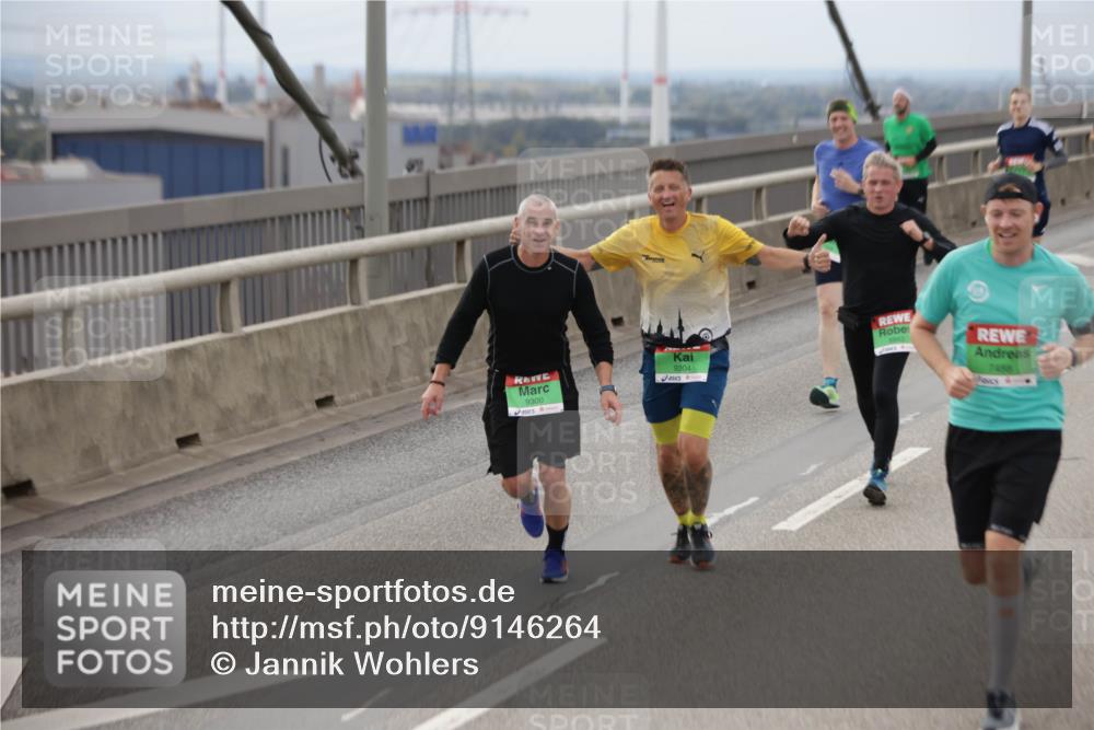03.10.2025 - Köhlbrandbrückenlauf Jannik Wohlers http://msf.ph/oto/9146264 03.10.2025 15:48:43 Position 1 9300, 9304, 8843, 7488 meine-sportfotos.de