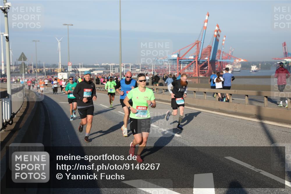 03.10.2025 - Köhlbrandbrückenlauf Yannick Fuchs http://msf.ph/oto/9146267 03.10.2025 08:36:09 Position 2 2819 meine-sportfotos.de