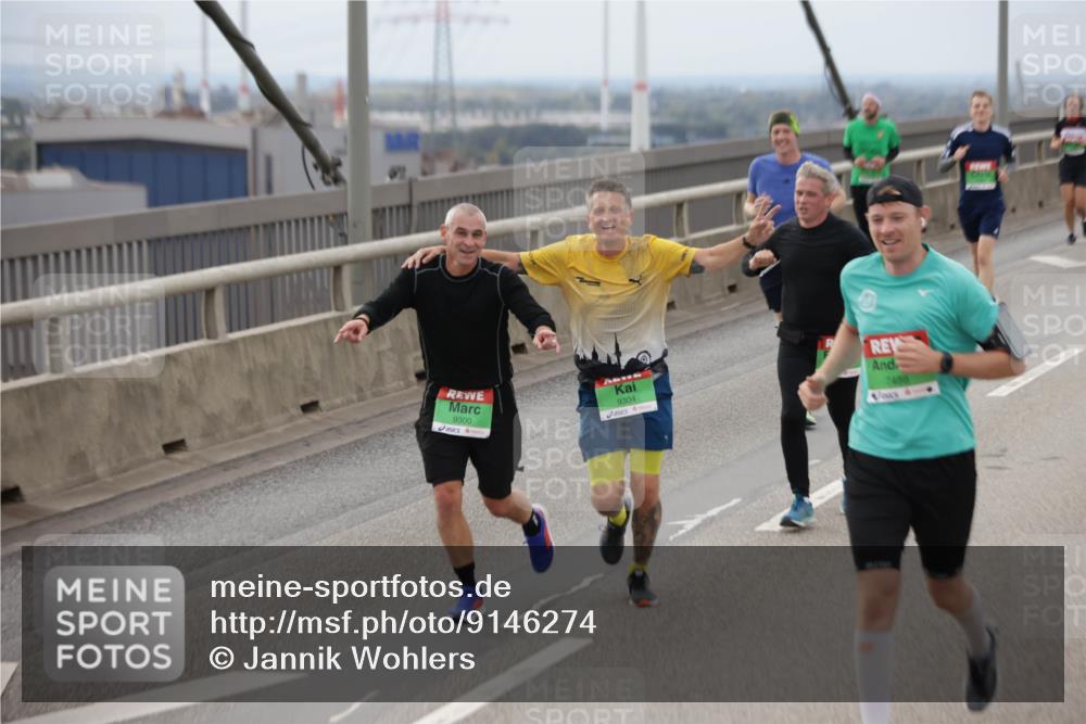 03.10.2025 - Köhlbrandbrückenlauf Jannik Wohlers http://msf.ph/oto/9146274 03.10.2025 15:48:44 Position 1 9300, 9304, 7488 meine-sportfotos.de