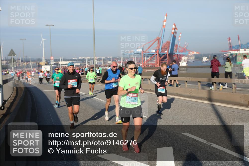 03.10.2025 - Köhlbrandbrückenlauf Yannick Fuchs http://msf.ph/oto/9146276 03.10.2025 08:36:09 Position 2 2819 meine-sportfotos.de