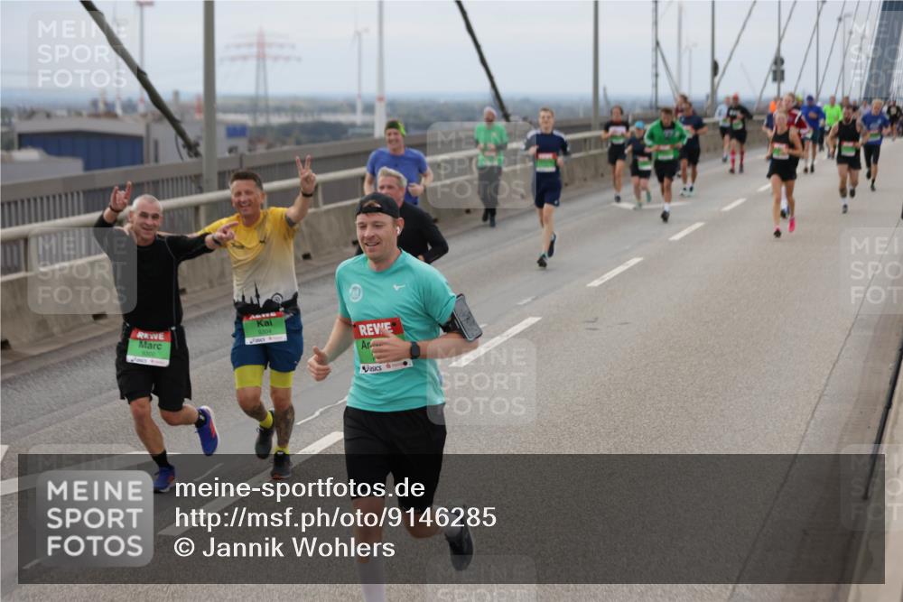 03.10.2025 - Köhlbrandbrückenlauf Jannik Wohlers http://msf.ph/oto/9146285 03.10.2025 15:48:44 Position 1 9300 meine-sportfotos.de