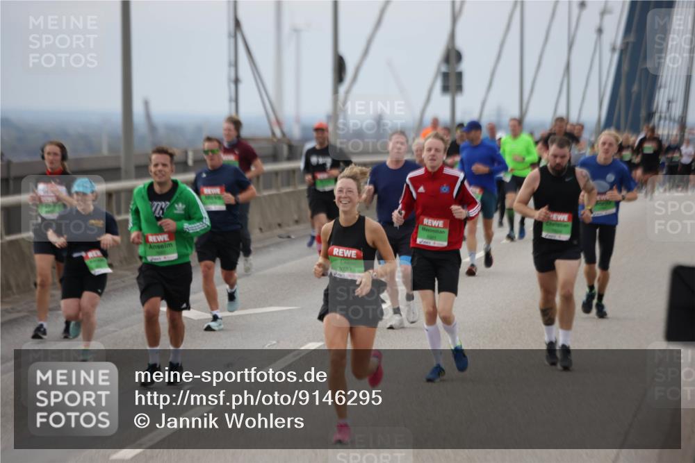 03.10.2025 - Köhlbrandbrückenlauf Jannik Wohlers http://msf.ph/oto/9146295 03.10.2025 15:48:46 Position 1 9739, 8921 meine-sportfotos.de